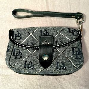 Dooney and Bourke wristlet